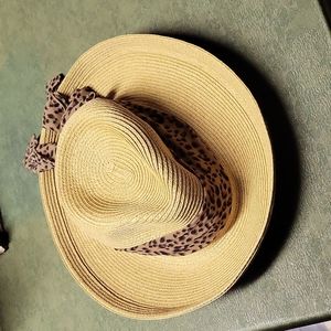 Nine West Summer Straw Hat with Cheetah Bow